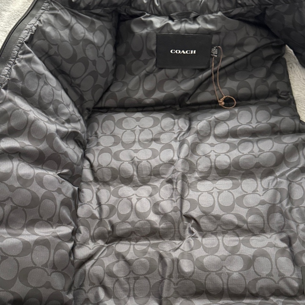 Coach Black Puffer Vest - Picture 5 of 6
